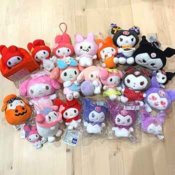 マイメロ　クロミ　マスコットキーホルダー クロミちゃんのキャラジュースキーホルダー♡ 新たしい色が登場